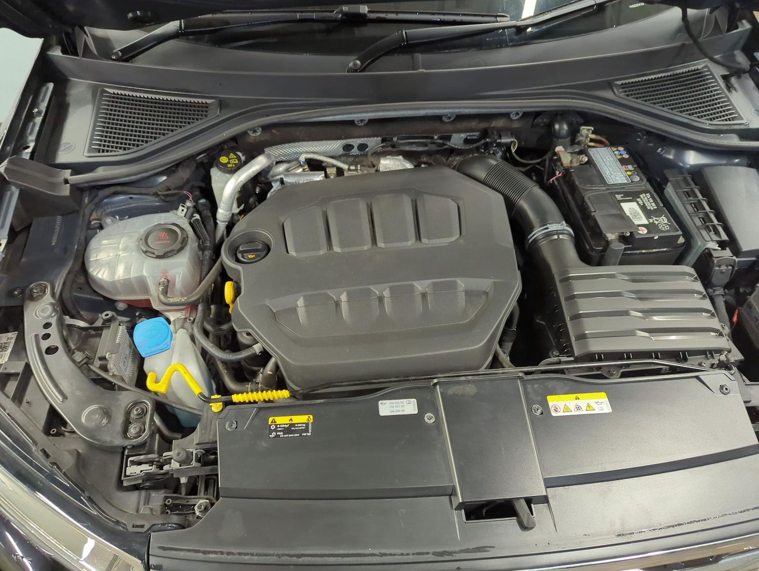 Used Volkswagen T-Roc 2023 for sale - 77255729: Photo 30