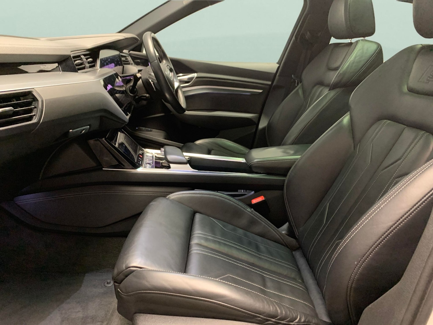 Used Audi e-tron 2020 for sale - 77614942: Photo 4