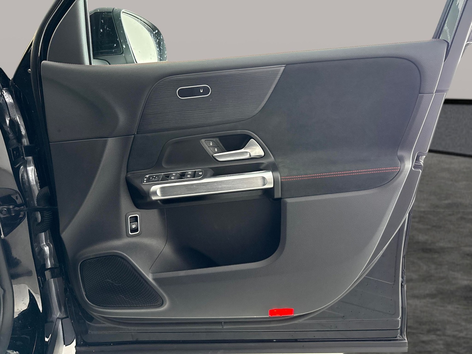 Used Mercedes-Benz EQB 2023 for sale - 77896673: Photo 33