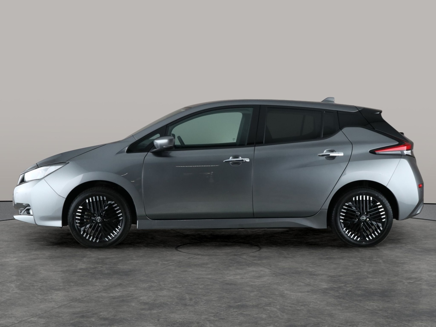 Used Nissan Leaf 2022 for sale - 76529023: Photo 13