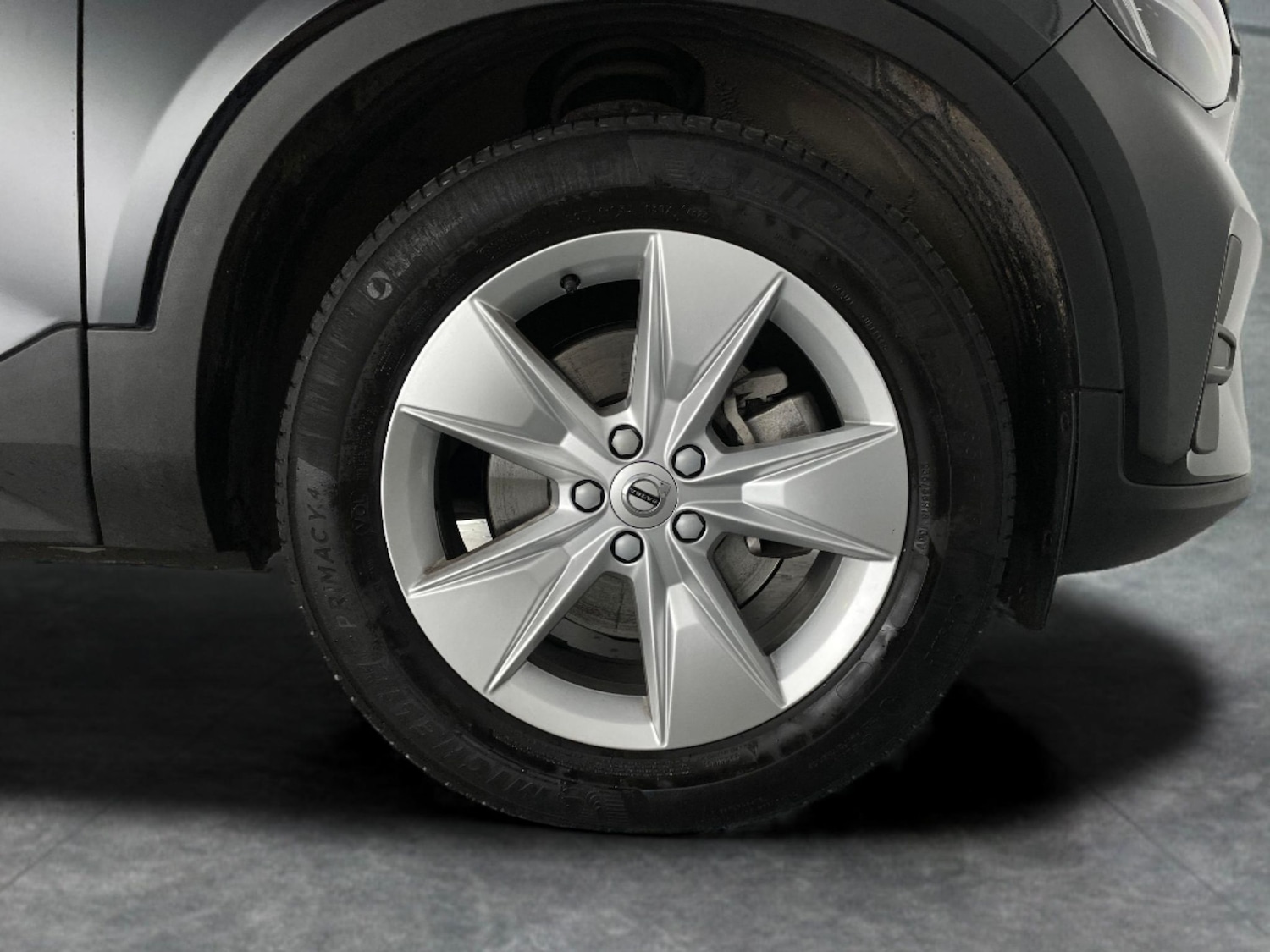 Used Volvo XC40 2024 for sale - 76518342: Photo 28