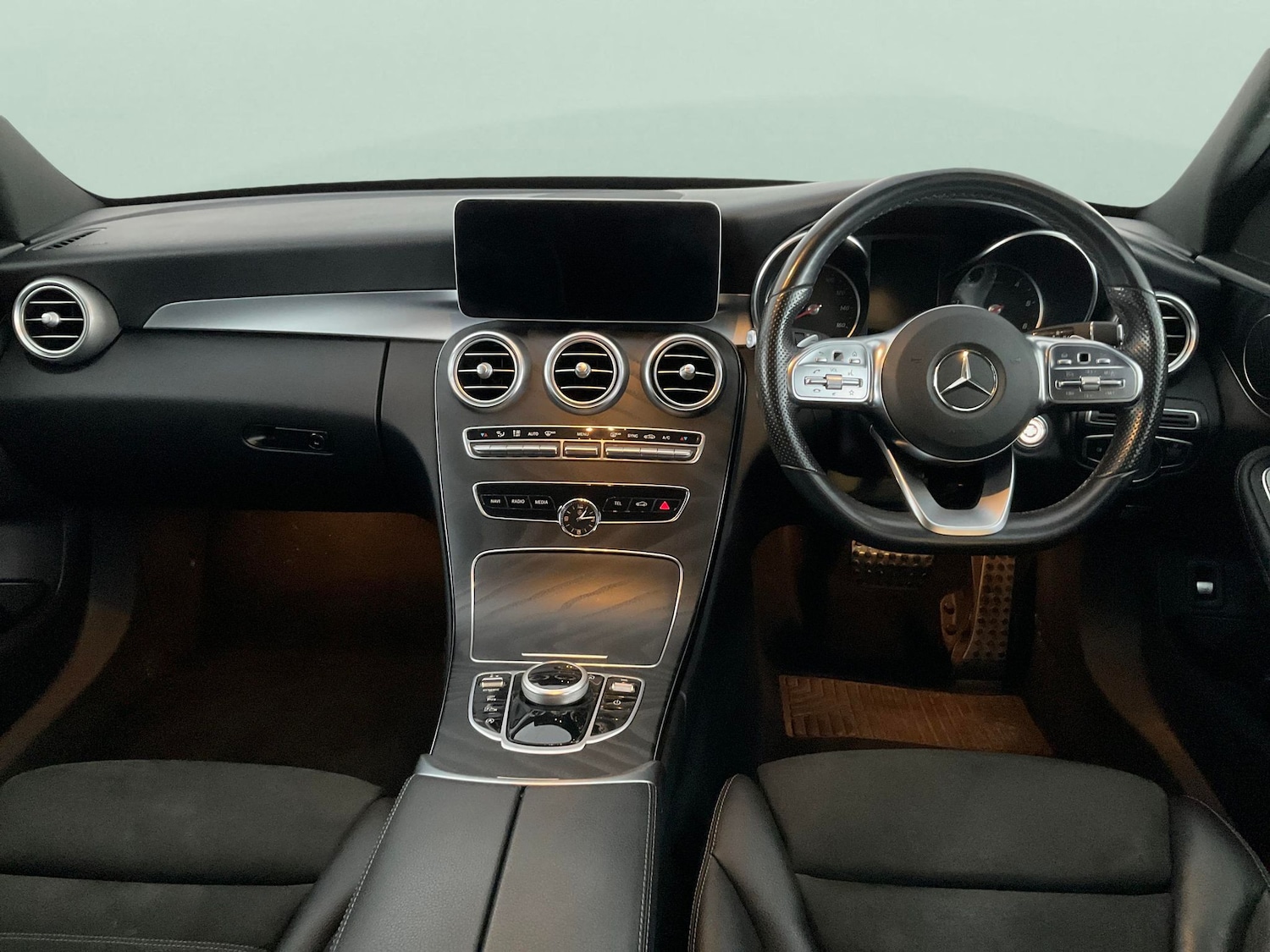 Used Mercedes-Benz C Class 2018 for sale - 76364948: Photo 9