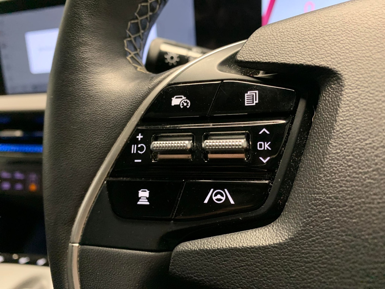 Used Kia EV6 2023 for sale - 77043707: Photo 27