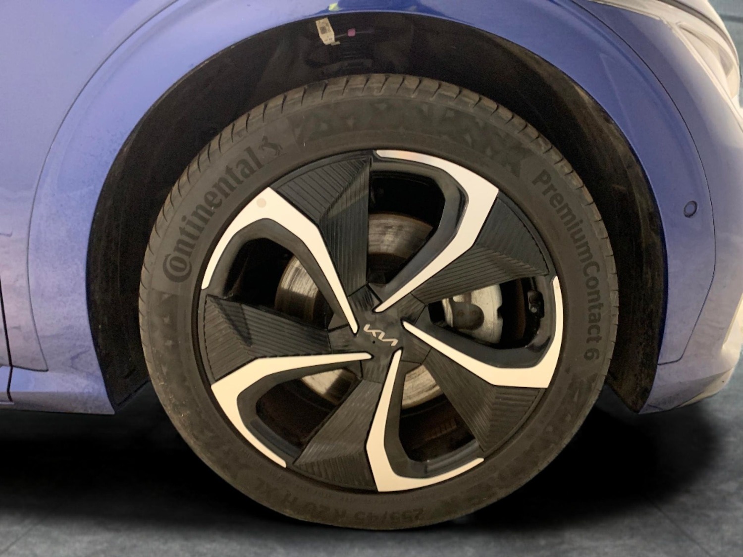 Used Kia EV6 2023 for sale - 77043707: Photo 31