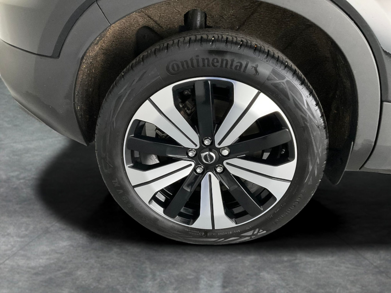 Used Volvo C40 2023 for sale - 76505424: Photo 28