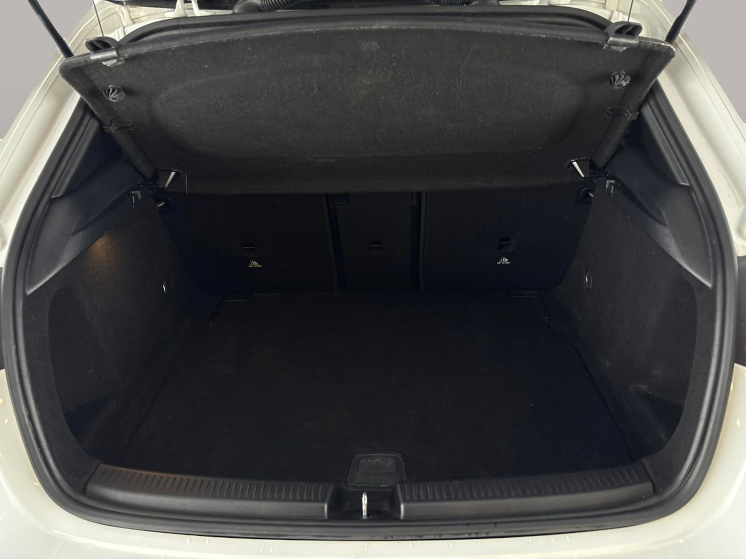 Used Mercedes-Benz A-Class 2020 for sale - 76792760: Photo 34