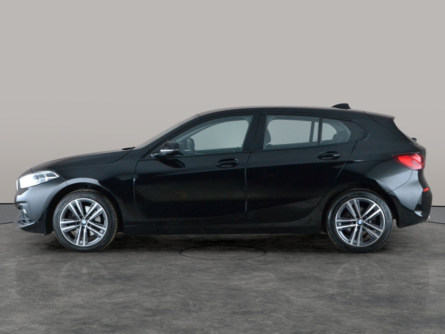 Used BMW 1 Series 2022 for sale - 77972220: Photo 12