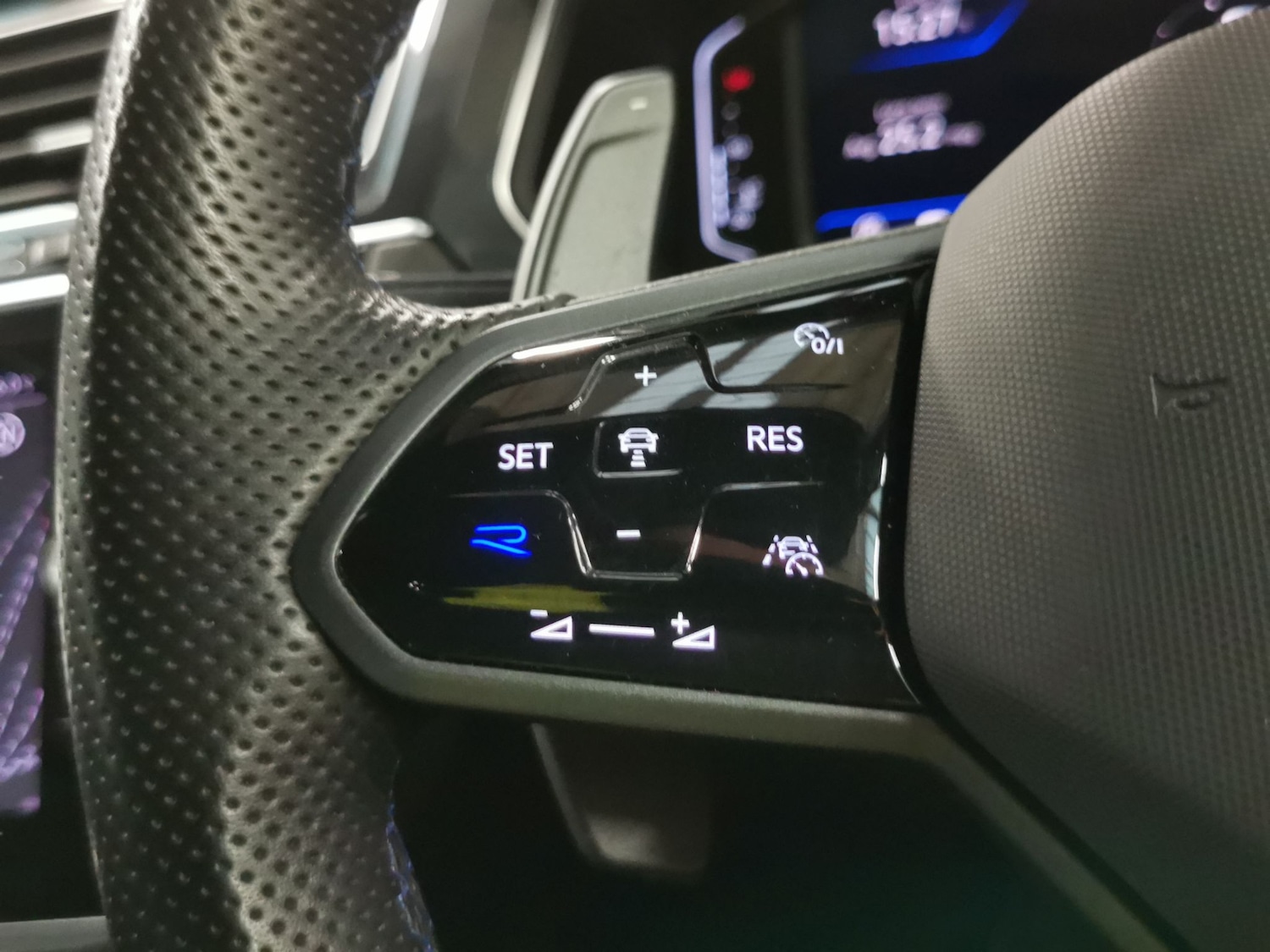 Used Volkswagen Tiguan 2023 for sale - 77418071: Photo 21