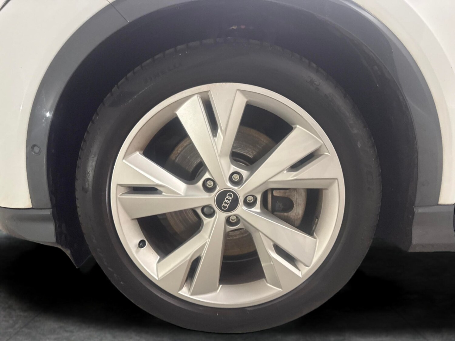 Used Audi Q4 e-tron 2023 for sale - 77675925: Photo 22