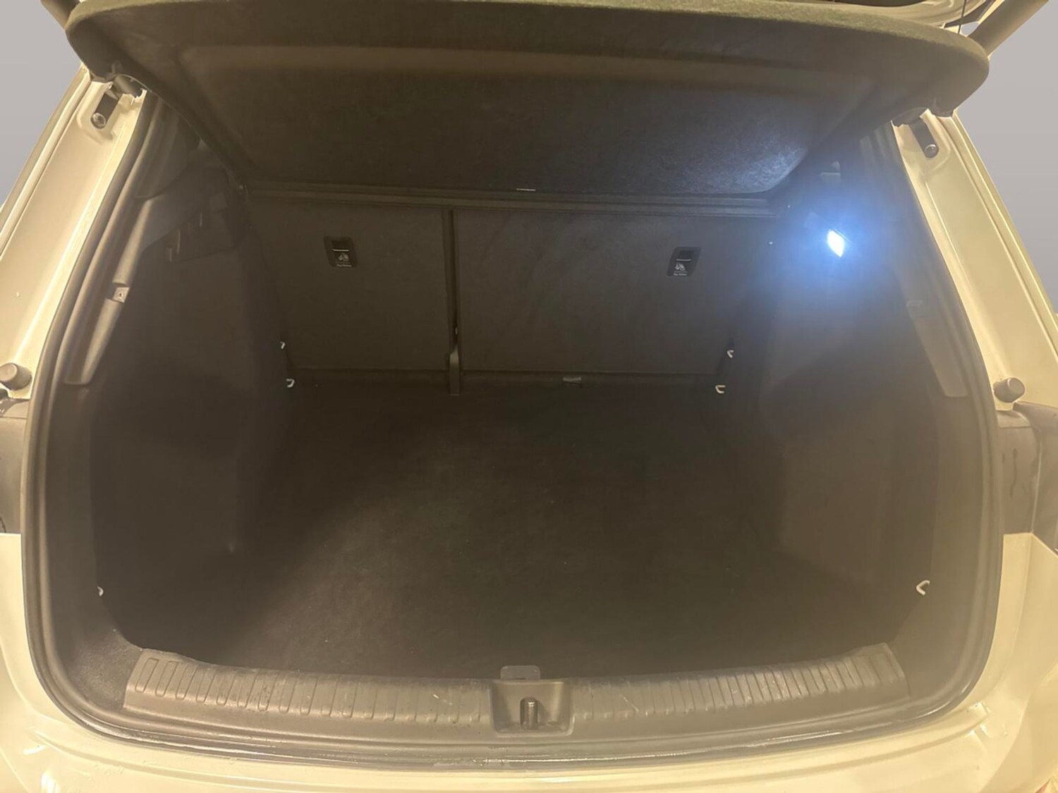 Used Audi Q4 e-tron 2023 for sale - 77675925: Photo 32