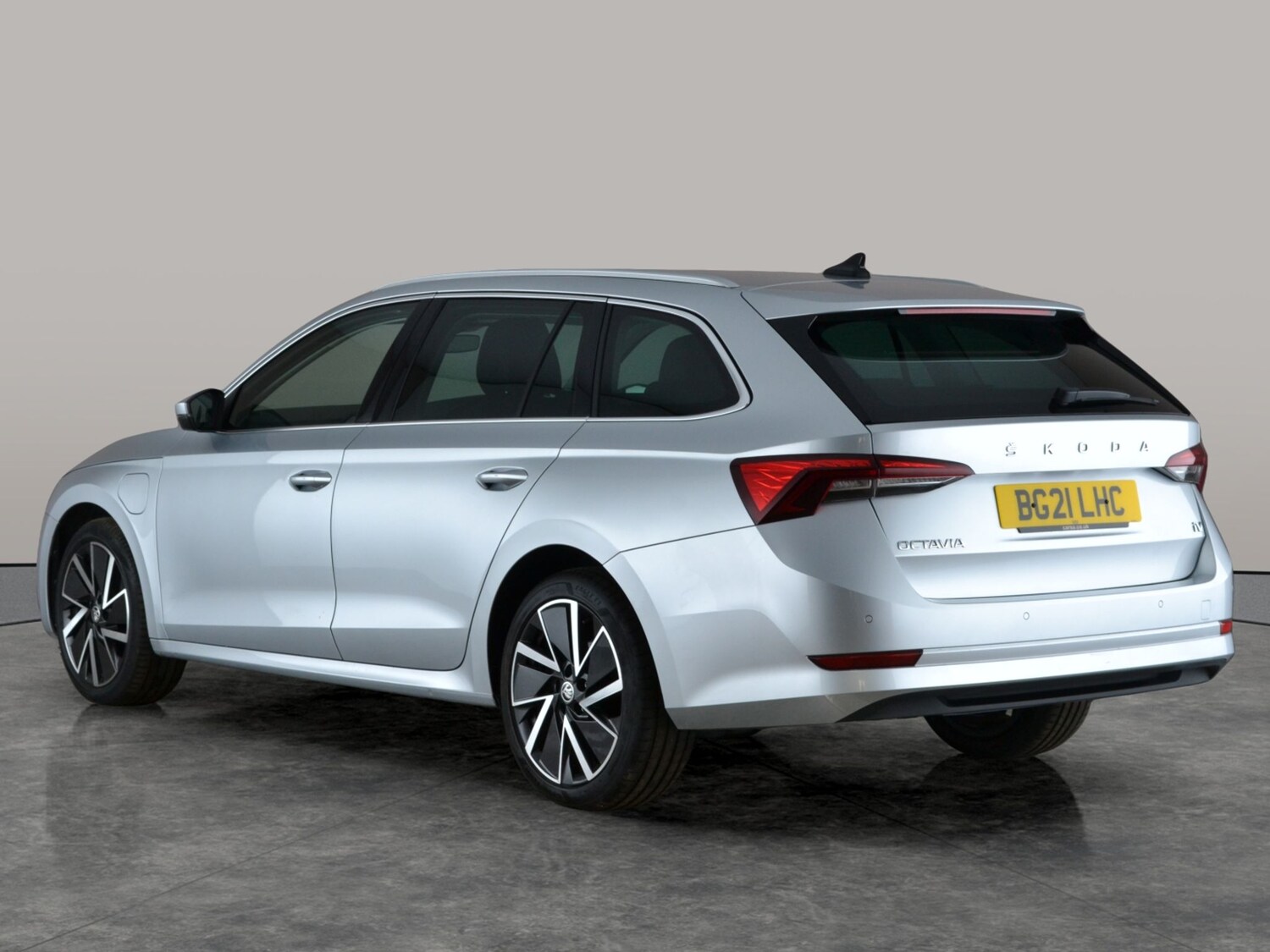 Used Skoda Octavia 2021 for sale - 77804176: Photo 12