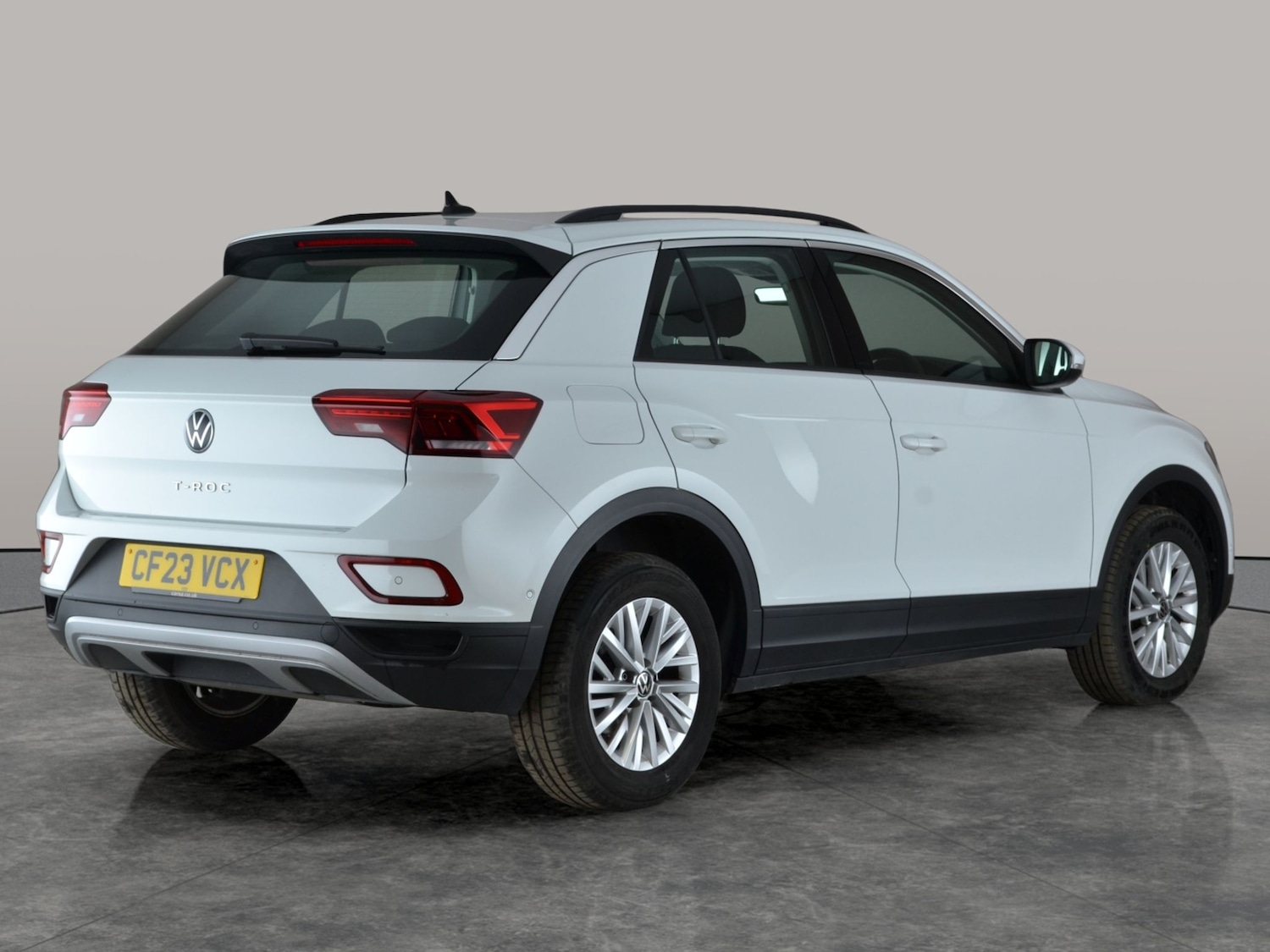 Used Volkswagen T-Roc 2023 for sale - 77269696: Photo 9