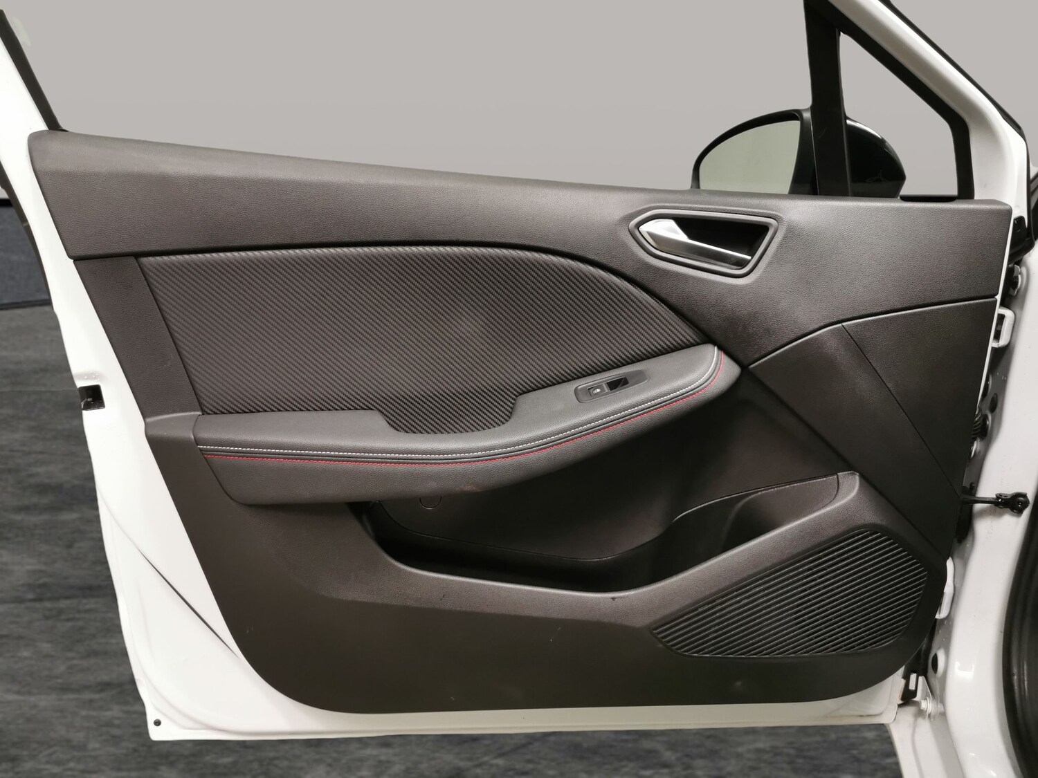 Used Renault Clio for sale - 77660752: Photo 24