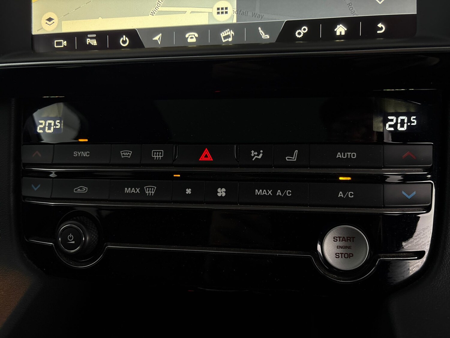 Used Jaguar F-Pace 2018 for sale - 77462210: Photo 22