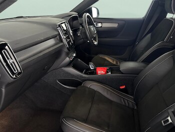Used Volvo XC40 2022 for sale - 78799944: Photo