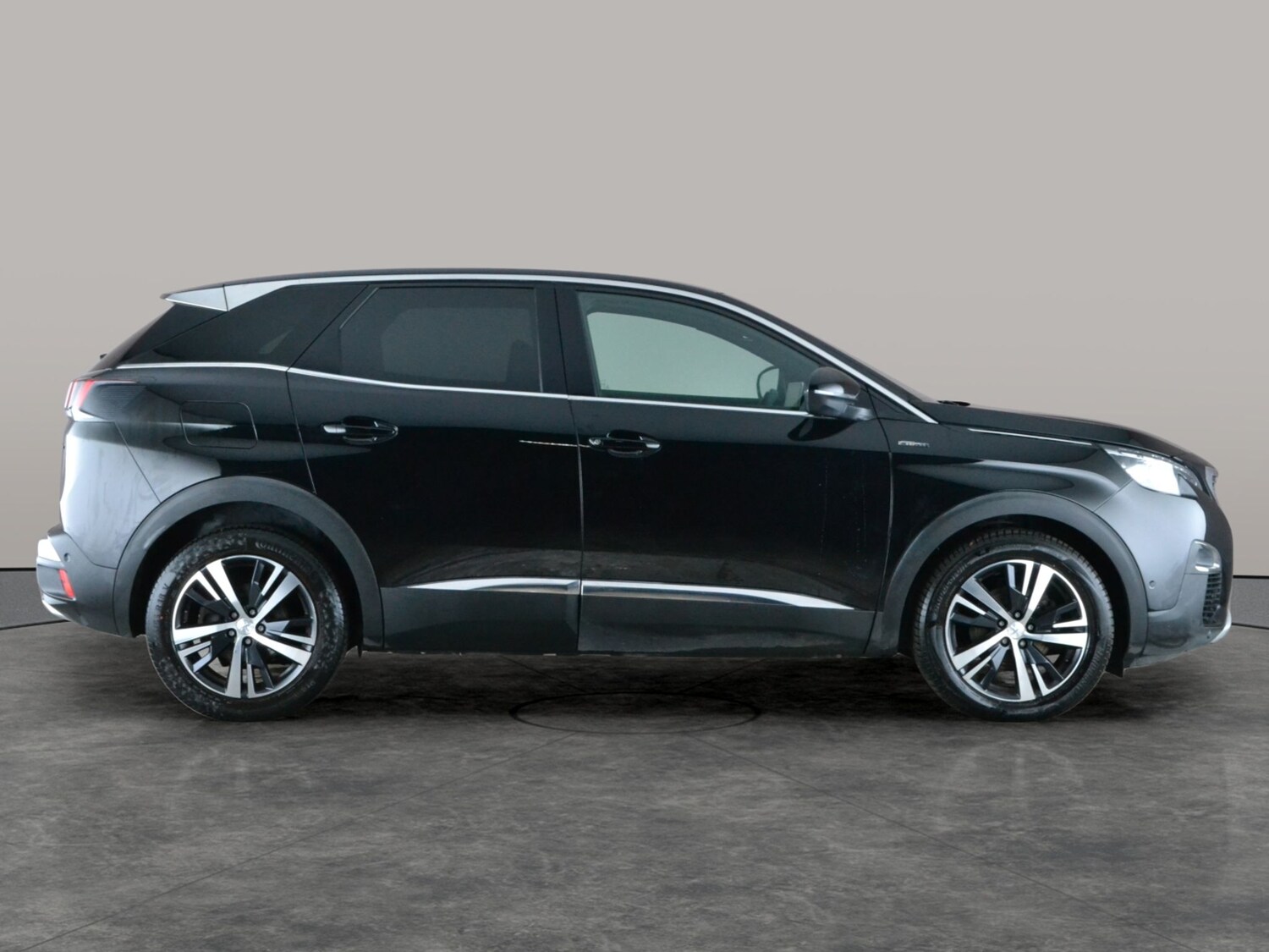 Used Peugeot 3008 2018 for sale - 77443149: Photo 9