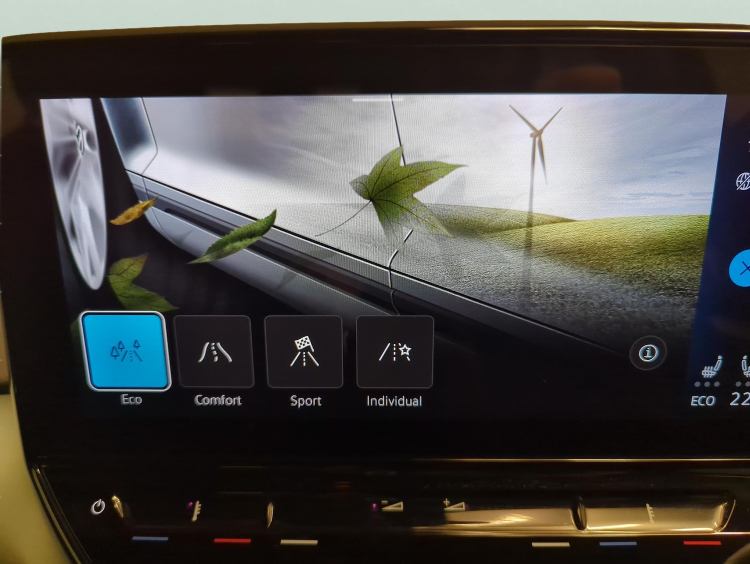 Used Volkswagen ID.4 2023 for sale - 78197808: Photo 18