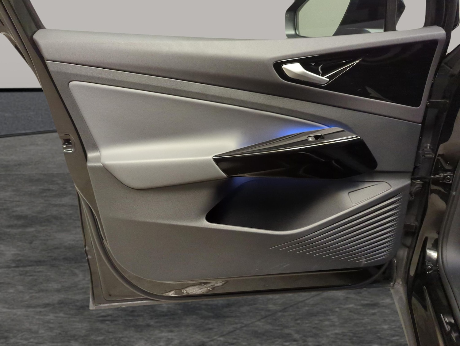 Used Volkswagen ID.4 2023 for sale - 78197808: Photo 31