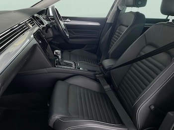 Used Volkswagen Passat 2021 for sale - 78456969: Photo