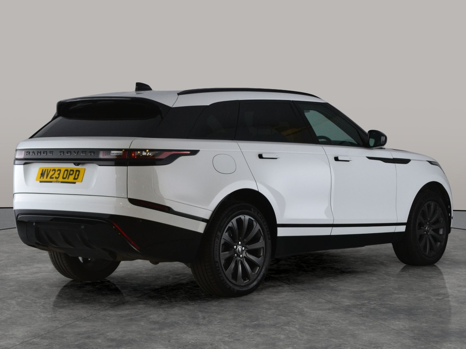 Used Land Rover Range Rover Velar 2023 for sale - 78178169: Photo 11