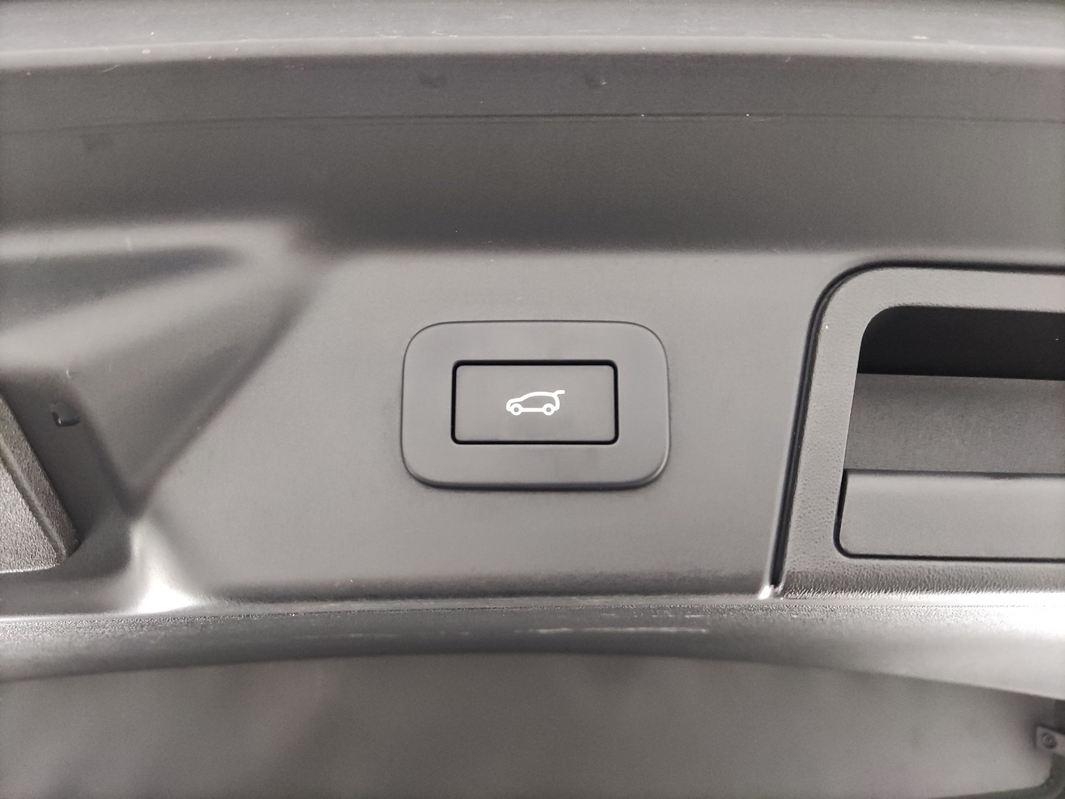 Used Land Rover Range Rover Velar 2023 for sale - 78178169: Photo 15