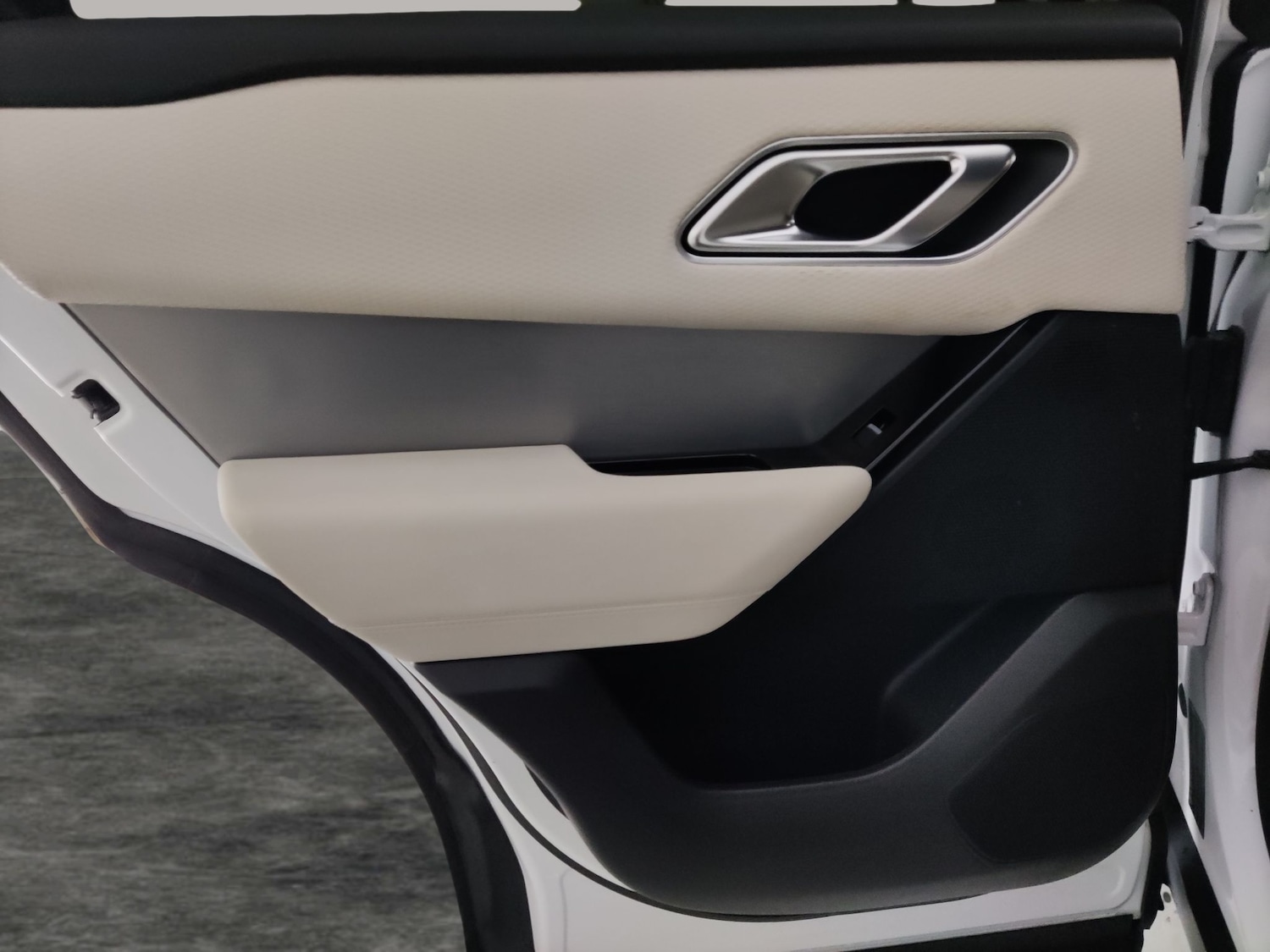 Used Land Rover Range Rover Velar 2023 for sale - 78178169: Photo 35