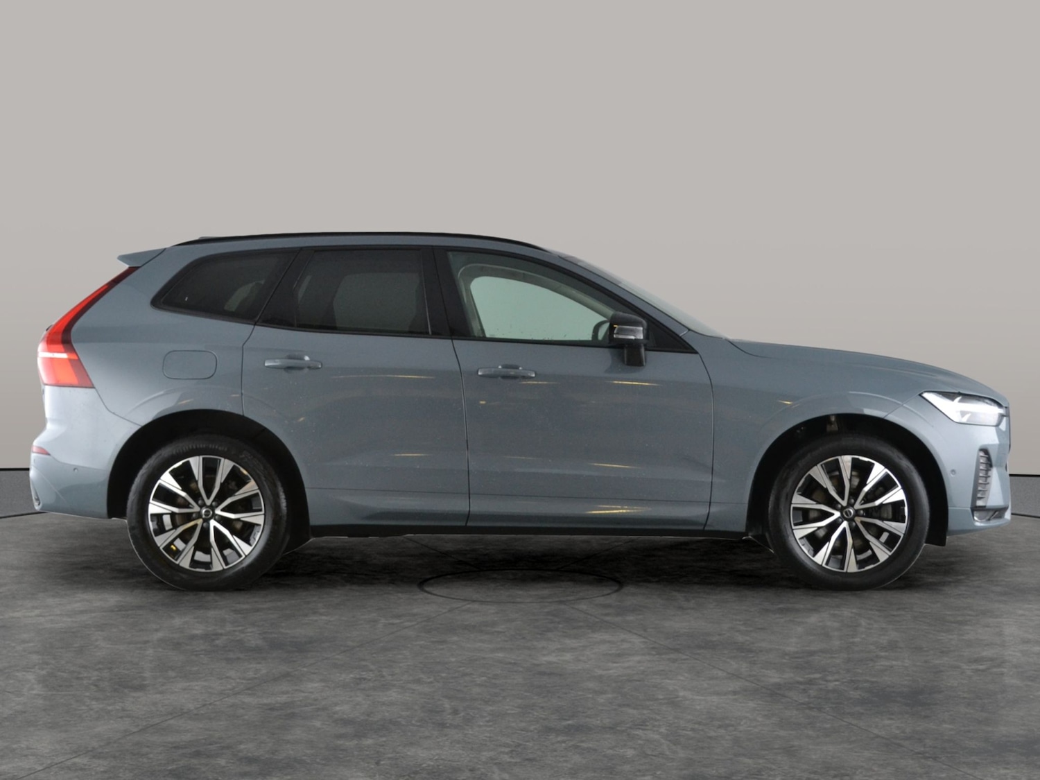 Used Volvo XC60 2022 for sale - 76748792: Photo 14