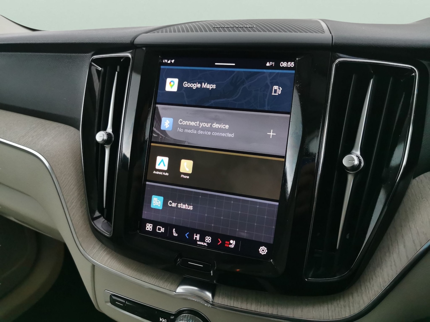 Used Volvo XC60 2022 for sale - 76748792: Photo 21