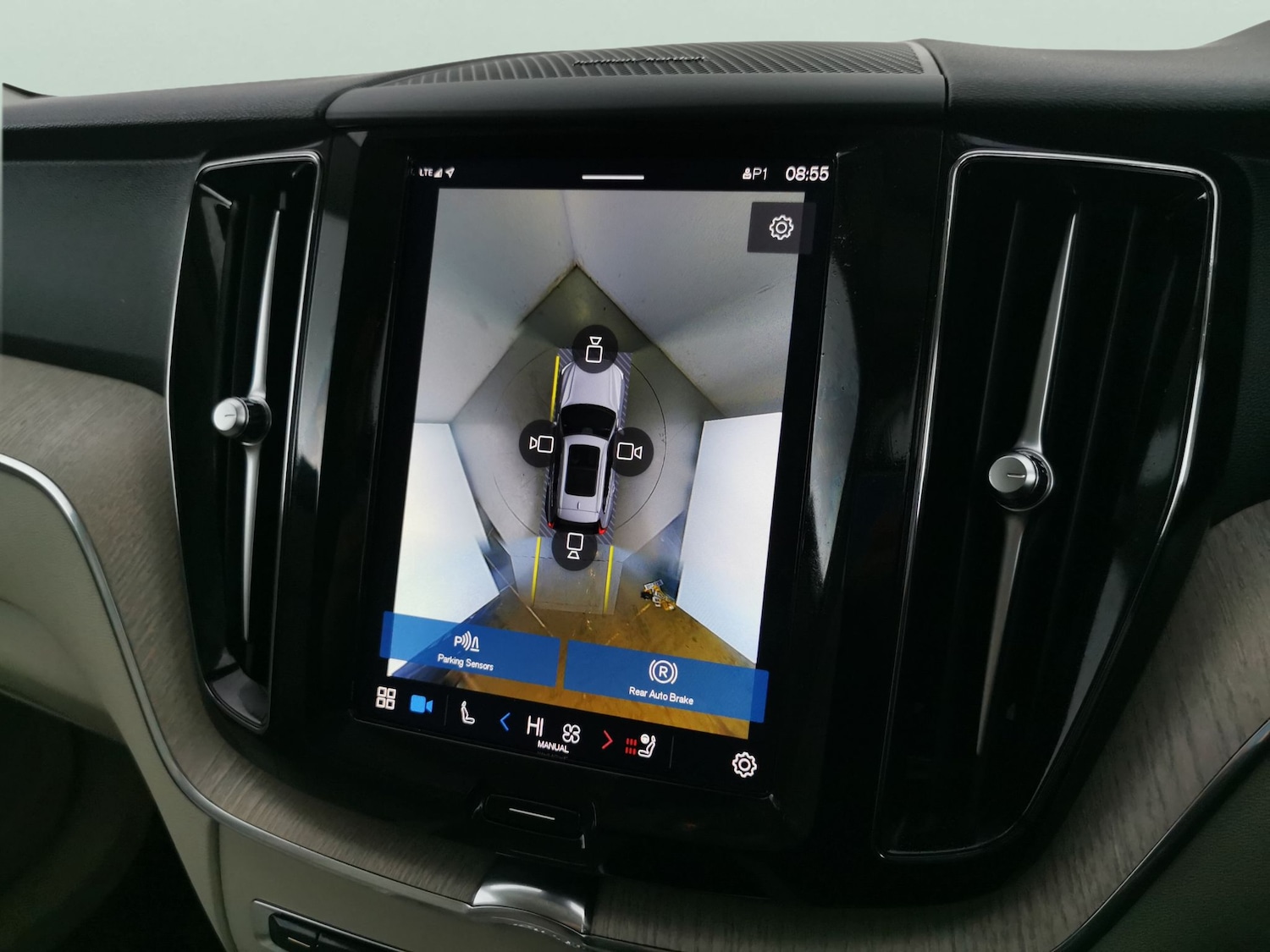 Used Volvo XC60 2022 for sale - 76748792: Photo 22