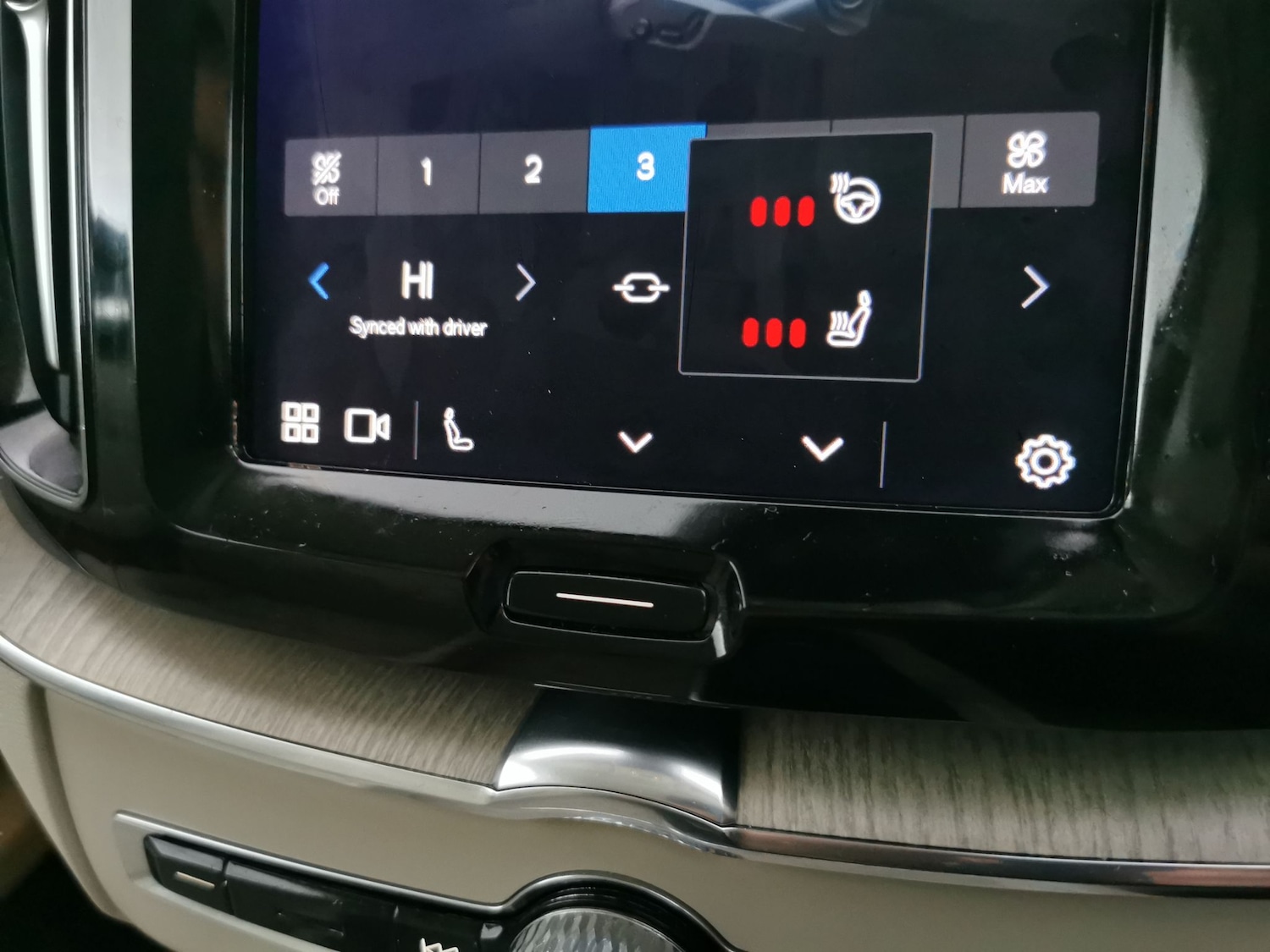 Used Volvo XC60 2022 for sale - 76748792: Photo 24