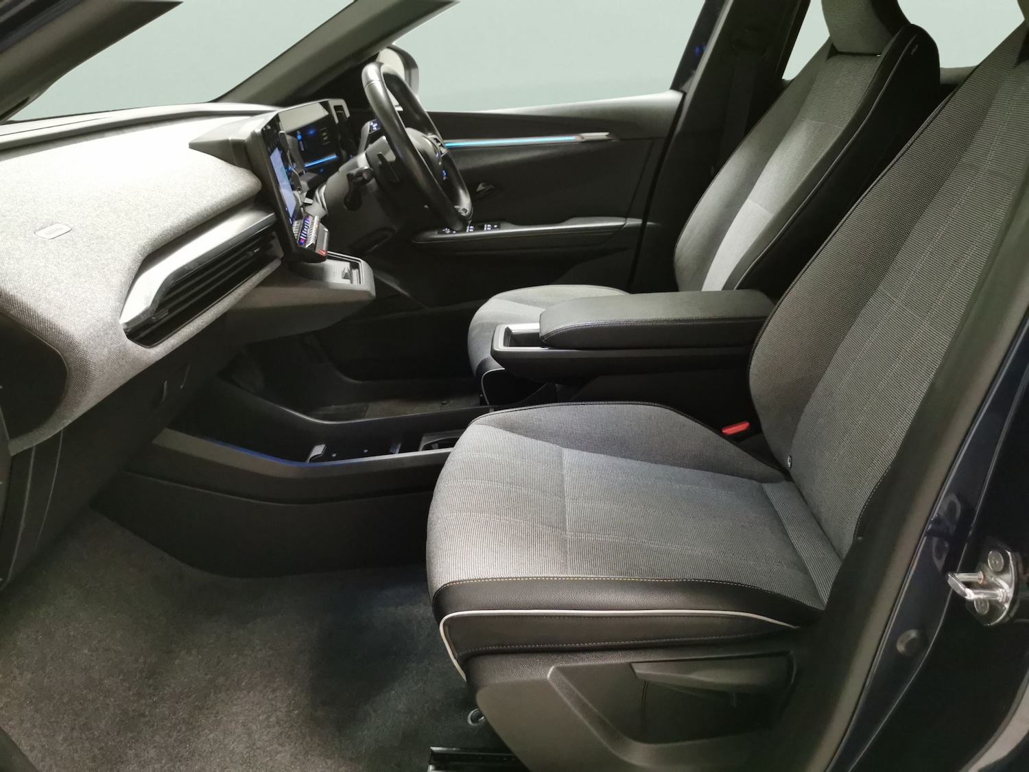 Used Renault Megane E Tech 2022 for sale - 77797273: Photo 4