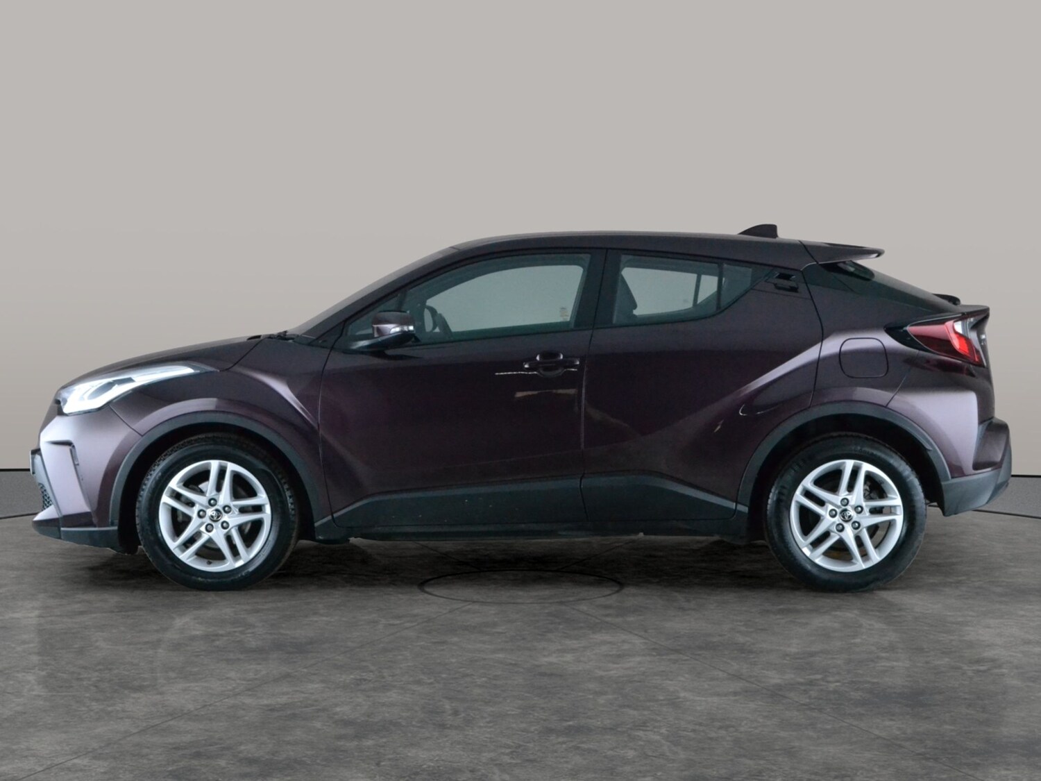 Used Toyota C-HR 2023 for sale - 77577974: Photo 13