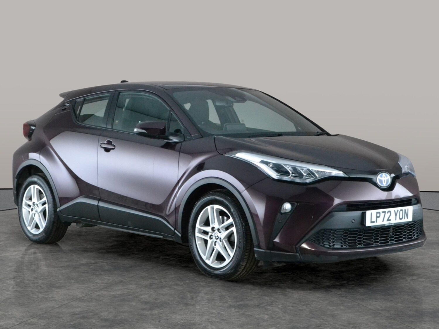 Used Toyota C-HR 2023 for sale - 77577974: Photo 8