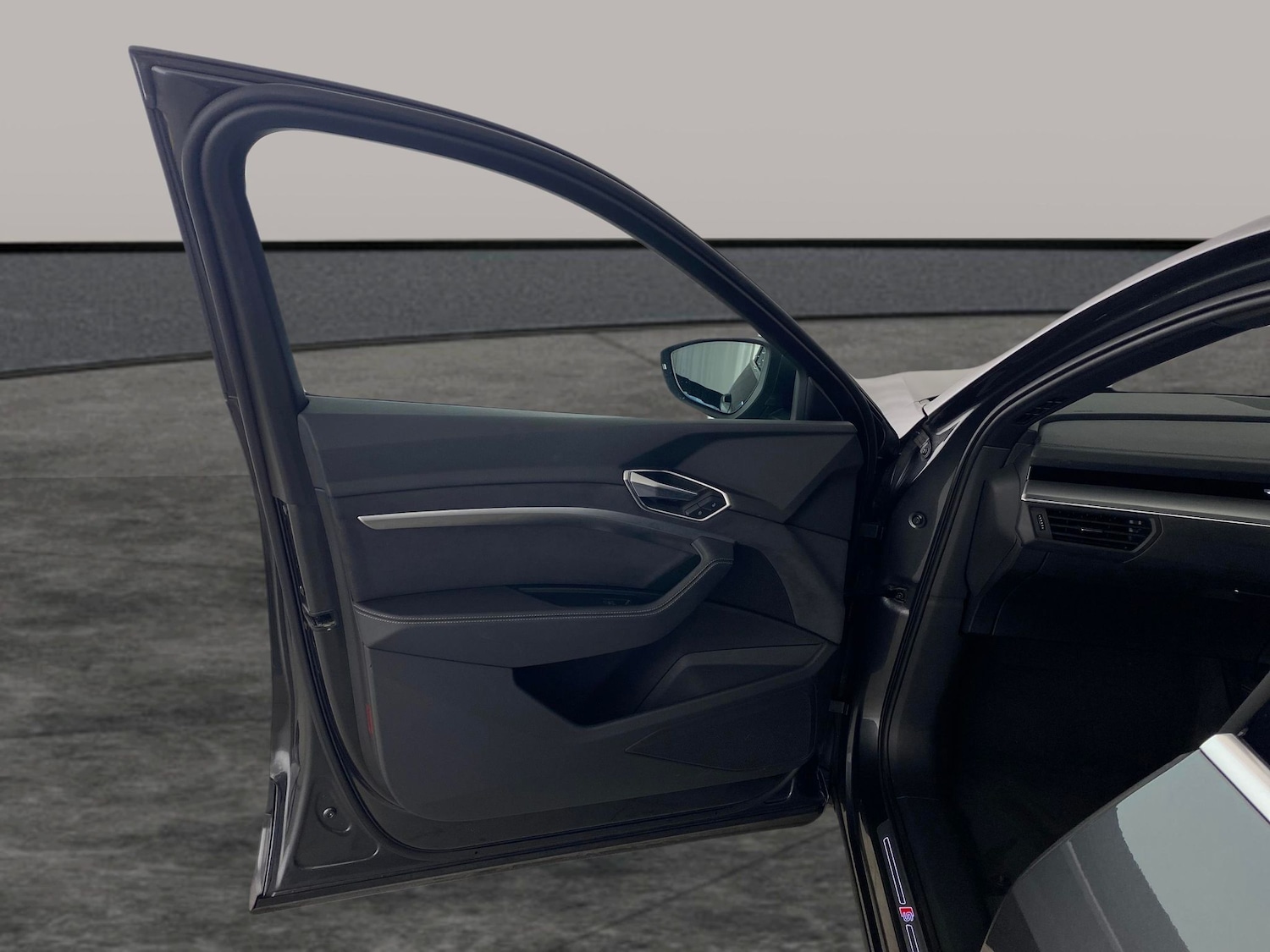 Used Audi e-tron 2022 for sale - 76978269: Photo 24