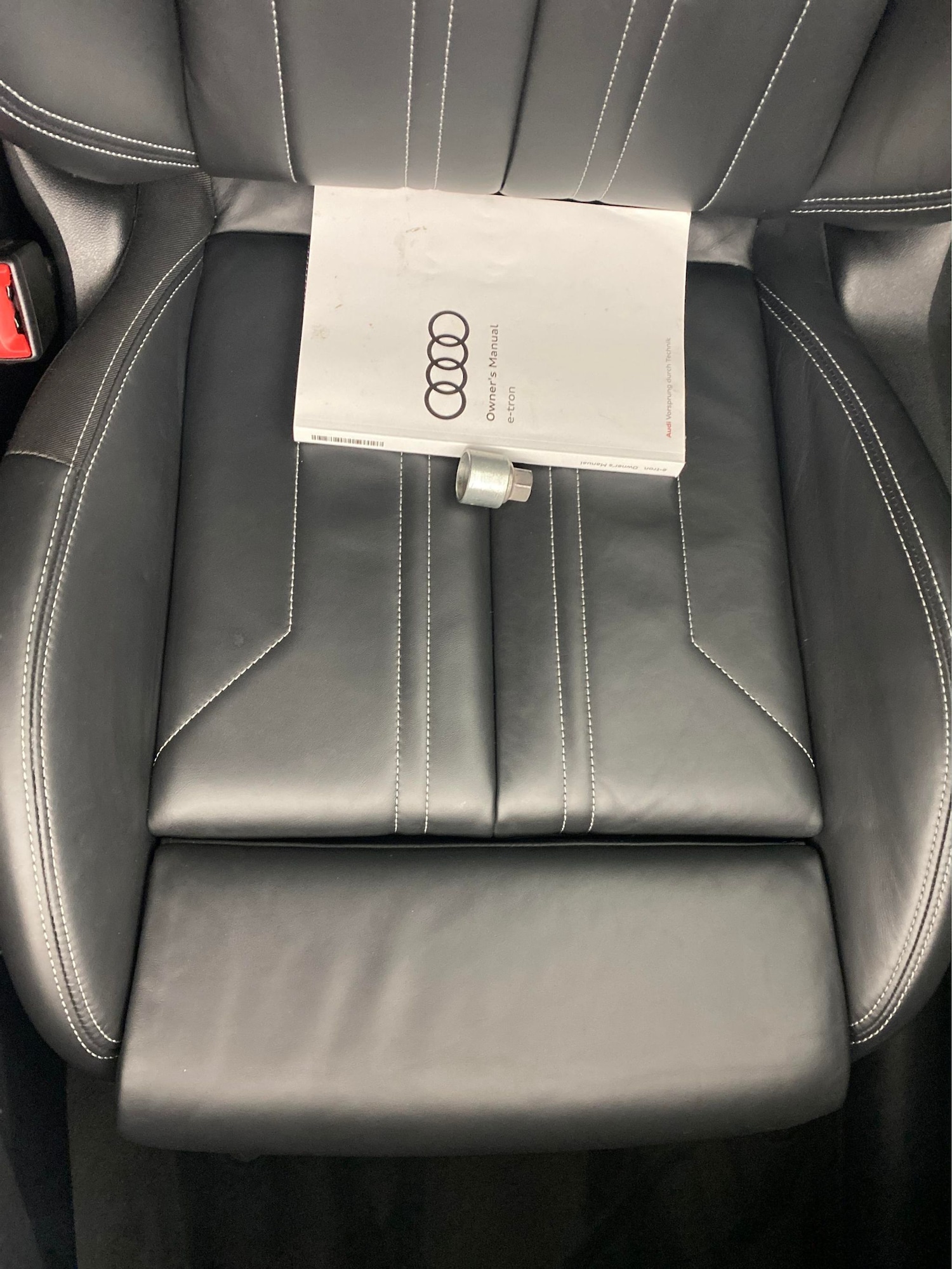 Used Audi e-tron 2022 for sale - 76978269: Photo 29