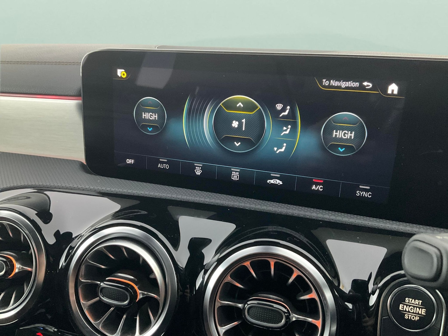 Used Mercedes-Benz CLA 2022 for sale - 76640873: Photo 18