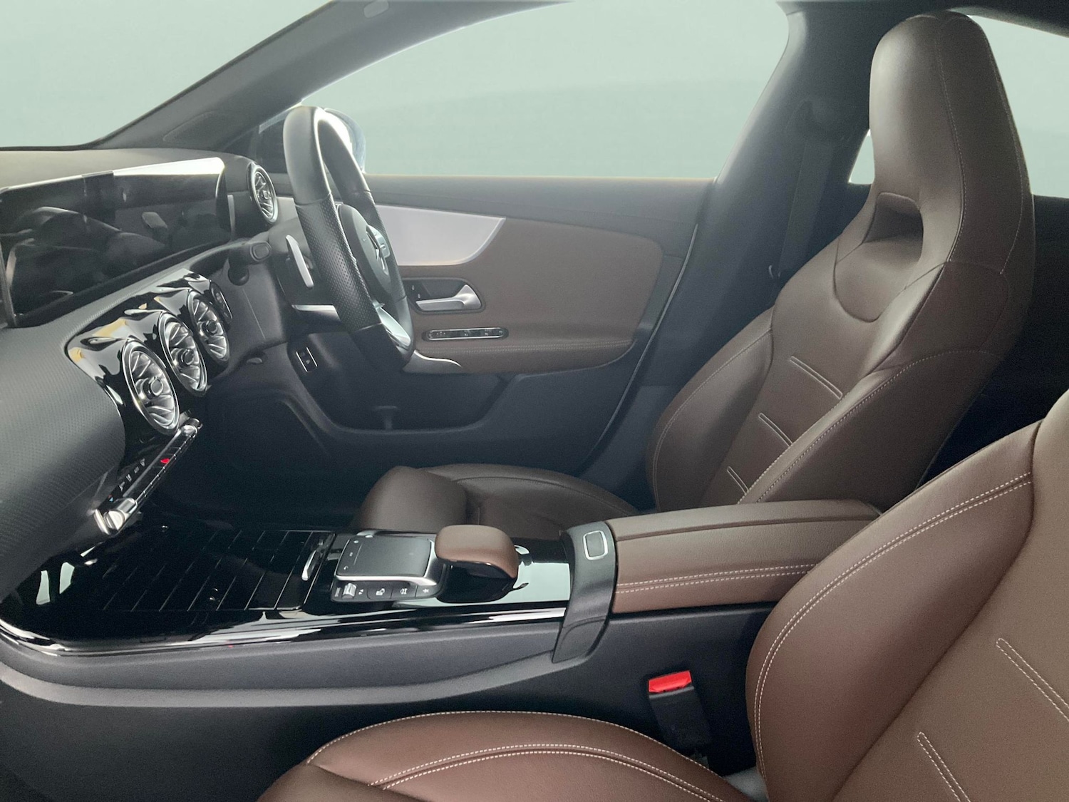 Used Mercedes-Benz CLA 2022 for sale - 76640873: Photo 4