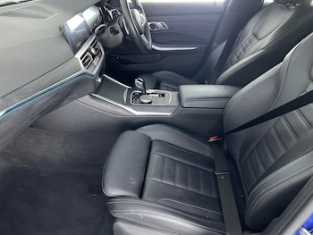 Used BMW 3 Series 2021 for sale - 75830135: Photo