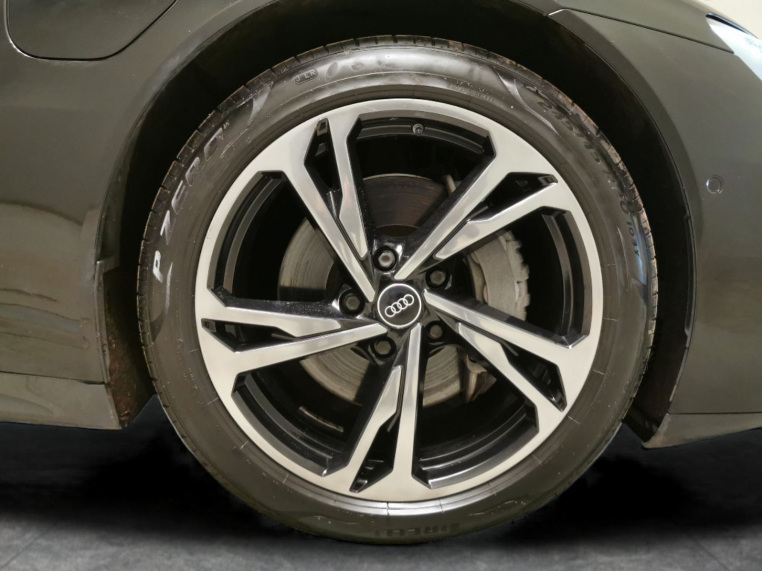 Used Audi e-tron GT 2021 for sale - 76413103: Photo 29