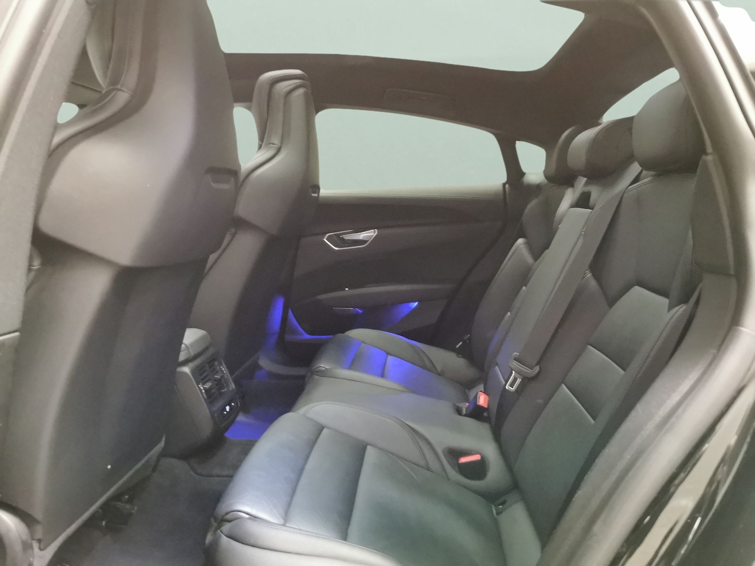 Used Audi e-tron GT 2021 for sale - 76413103: Photo 32