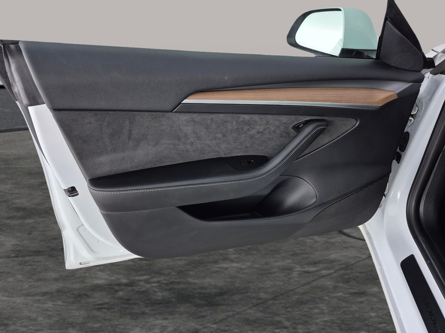 Used Tesla Model 3 2023 for sale - 77790016: Photo 32