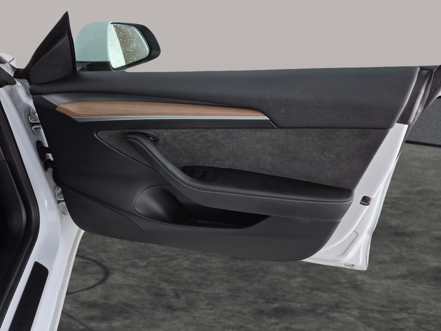 Used Tesla Model 3 2023 for sale - 77790016: Photo 35