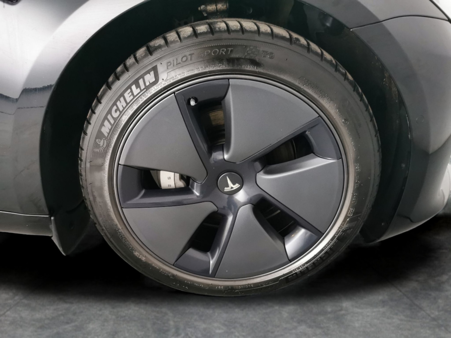 Used Tesla Model 3 2021 for sale - 77013284: Photo 28