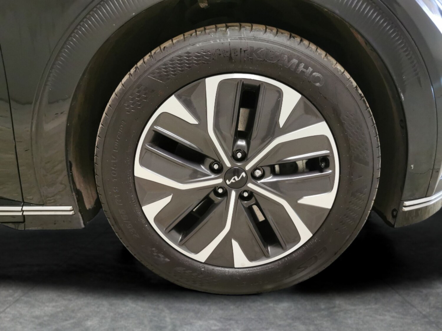 Used Kia EV6 2023 for sale - 77842050: Photo 26