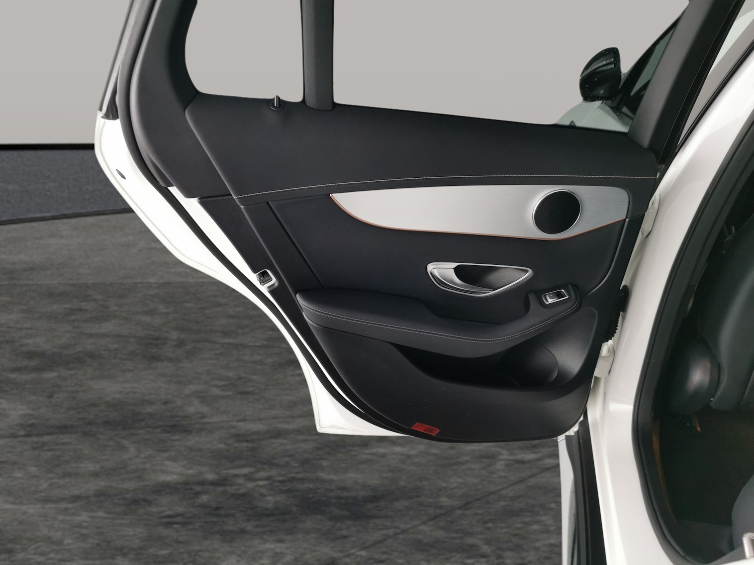 Used Mercedes-Benz EQC 2022 for sale - 77404327: Photo 30