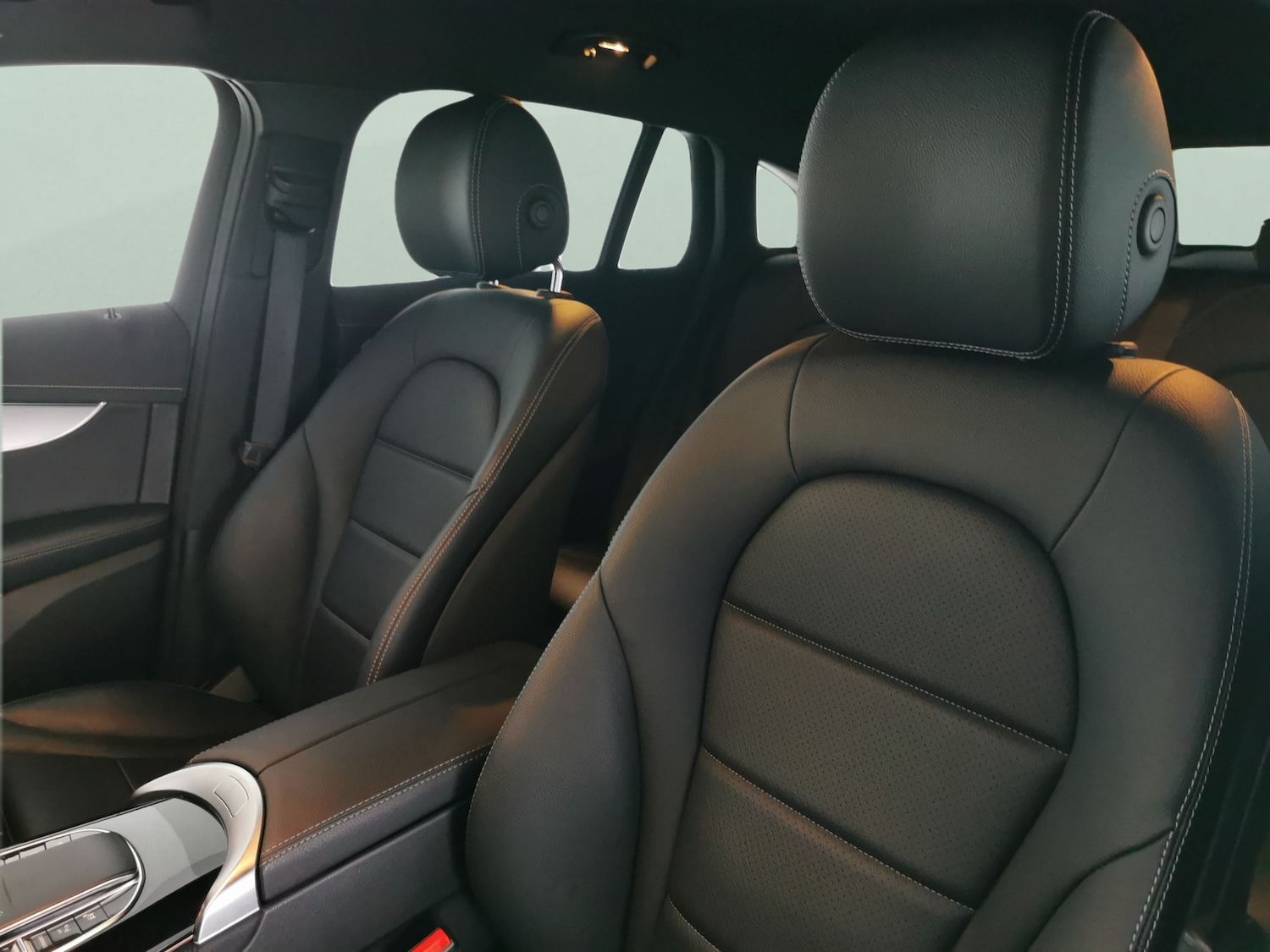 Used Mercedes-Benz EQC 2022 for sale - 77404327: Photo 6