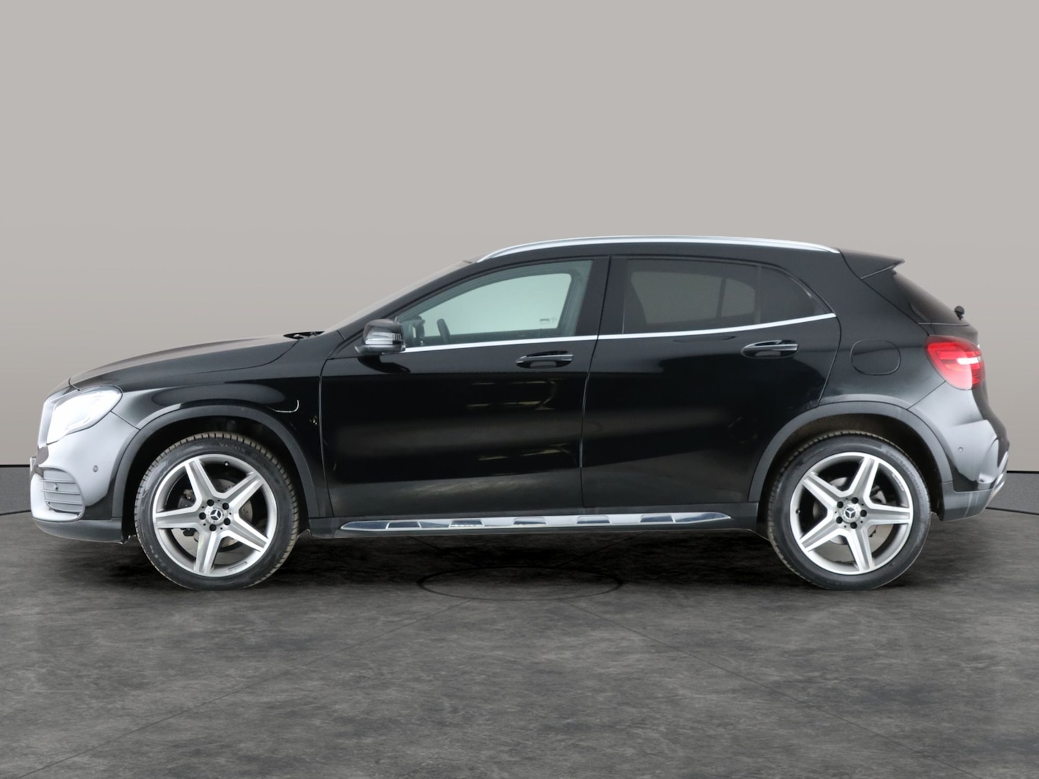 Used Mercedes-Benz GLA 2019 for sale - 76467525: Photo 16