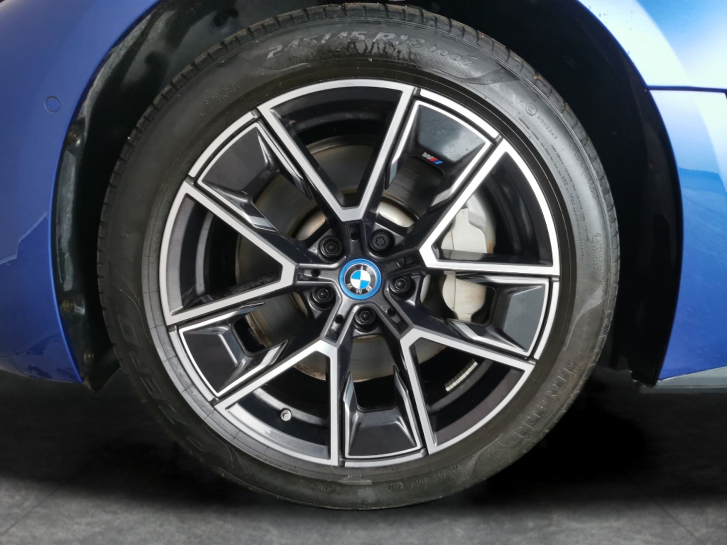 Used BMW i4 2022 for sale - 77543040: Photo 25