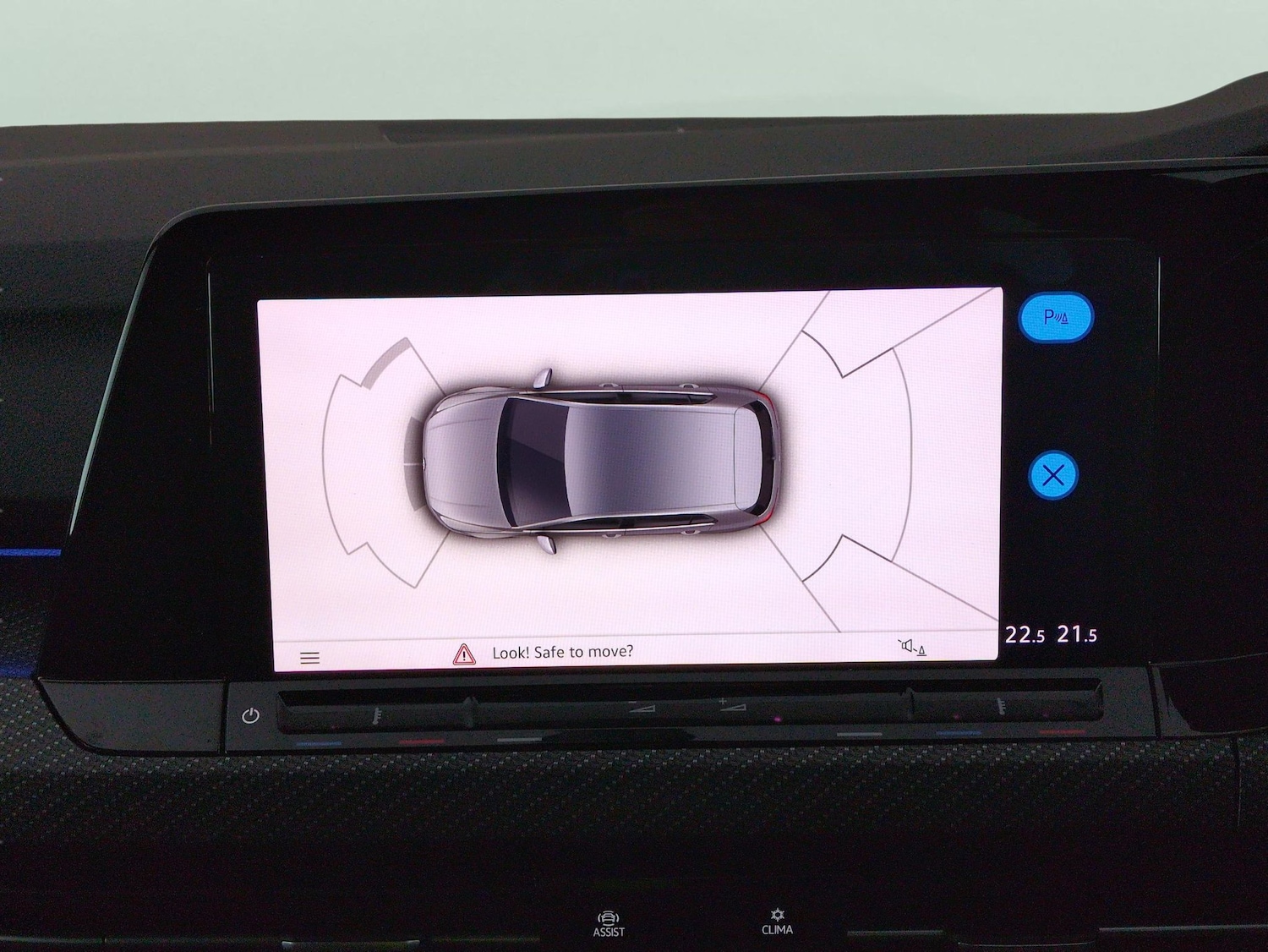 Used Volkswagen Golf 2023 for sale - 77663141: Photo 18