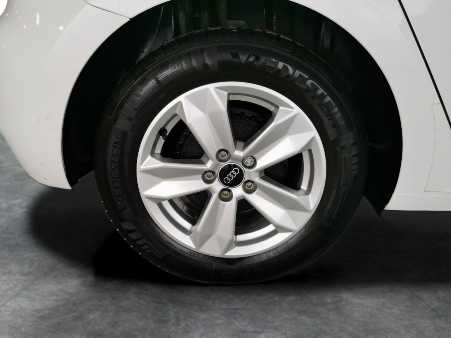 Used Audi A1 for sale - 77221420: Photo 25